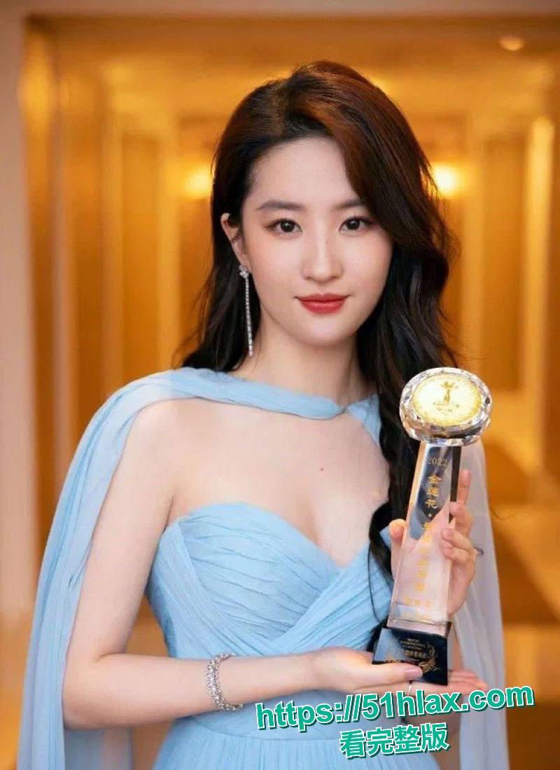 刘亦菲 与韩国人的不解情缘 为艺术全裸献身逼毛清晰奶头硬挺 第10张 刘亦菲 与韩国人的不解情缘 为艺术全裸献身逼毛清晰奶头硬挺 第10张