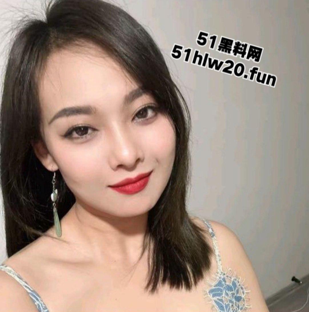 卖酒生意惨淡下海发骚赚钱,茅台专卖店老板娘闪总多角色诱惑私拍,足交自慰抠逼乱伦尺度超大。 第9张 卖酒生意惨淡下海发骚赚钱,茅台专卖店老板娘闪总多角色诱惑私拍,足交自慰抠逼乱伦尺度超大。 第9张