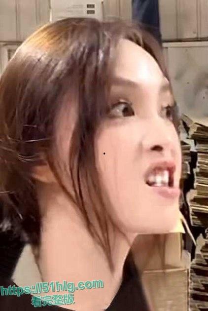 亚太全球菲凡直播间主播和厂商干起来了，打耳光啪啪作响，感觉不像是演的 网友建议报警  第1张