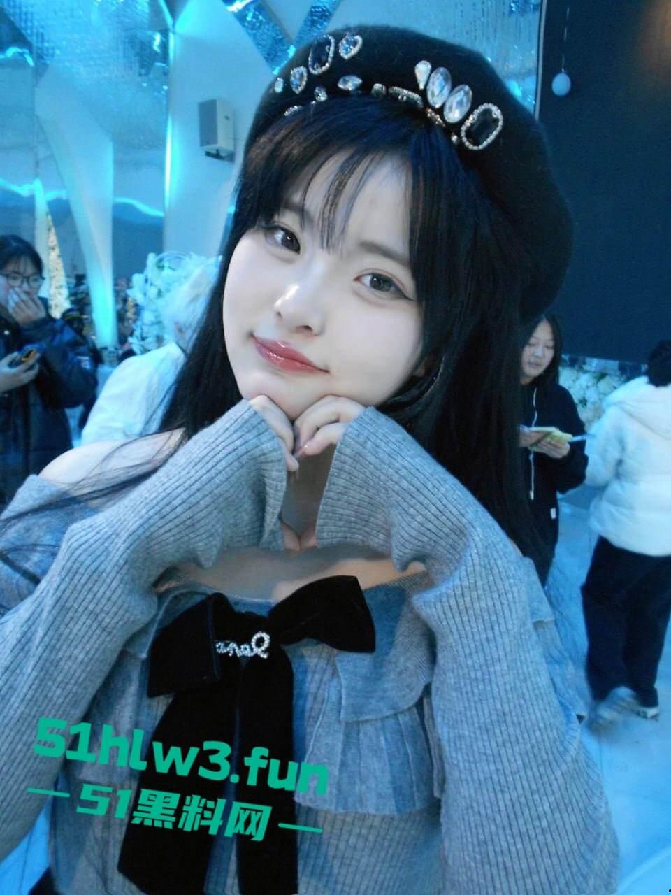 推特网红福利【姬洛宝】cos圈有名的骚鸡,颜值甜美身材性感自慰粉嫩小穴,玩的淫水直流。 第10张 推特网红福利【姬洛宝】cos圈有名的骚鸡,颜值甜美身材性感自慰粉嫩小穴,玩的淫水直流。 第10张