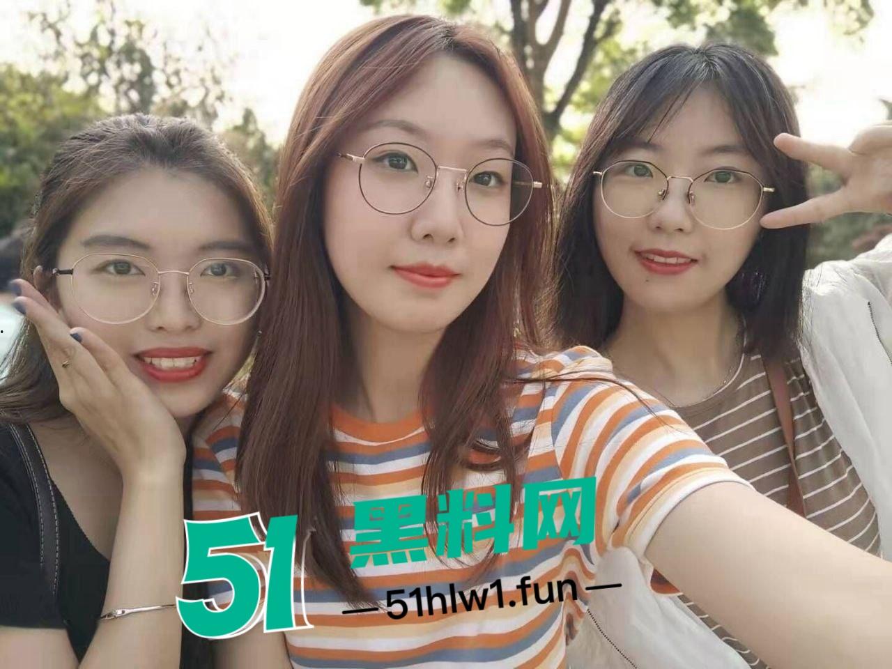 瓜友们极度热爱的反差女大学生,清纯可爱的外表下被男友曝光宿舍自慰和性爱啪啪视频。 第7张 瓜友们极度热爱的反差女大学生,清纯可爱的外表下被男友曝光宿舍自慰和性爱啪啪视频。 第7张