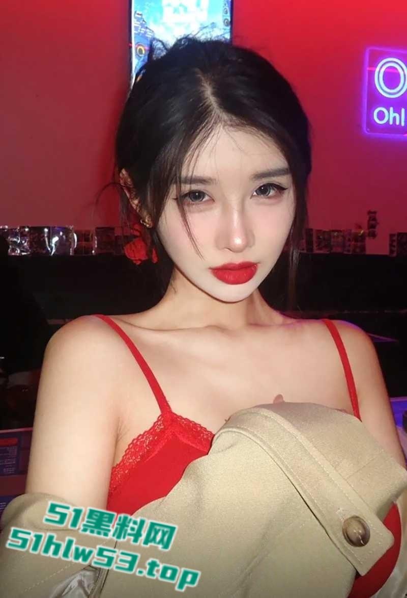 斗鱼巨乳女主播【小恩雅】私拍福利流出,双视角抖奶淫舞,骚话挑逗堪称绝美艺妓! 第1张 斗鱼巨乳女主播【小恩雅】私拍福利流出,双视角抖奶淫舞,骚话挑逗堪称绝美艺妓! 第1张