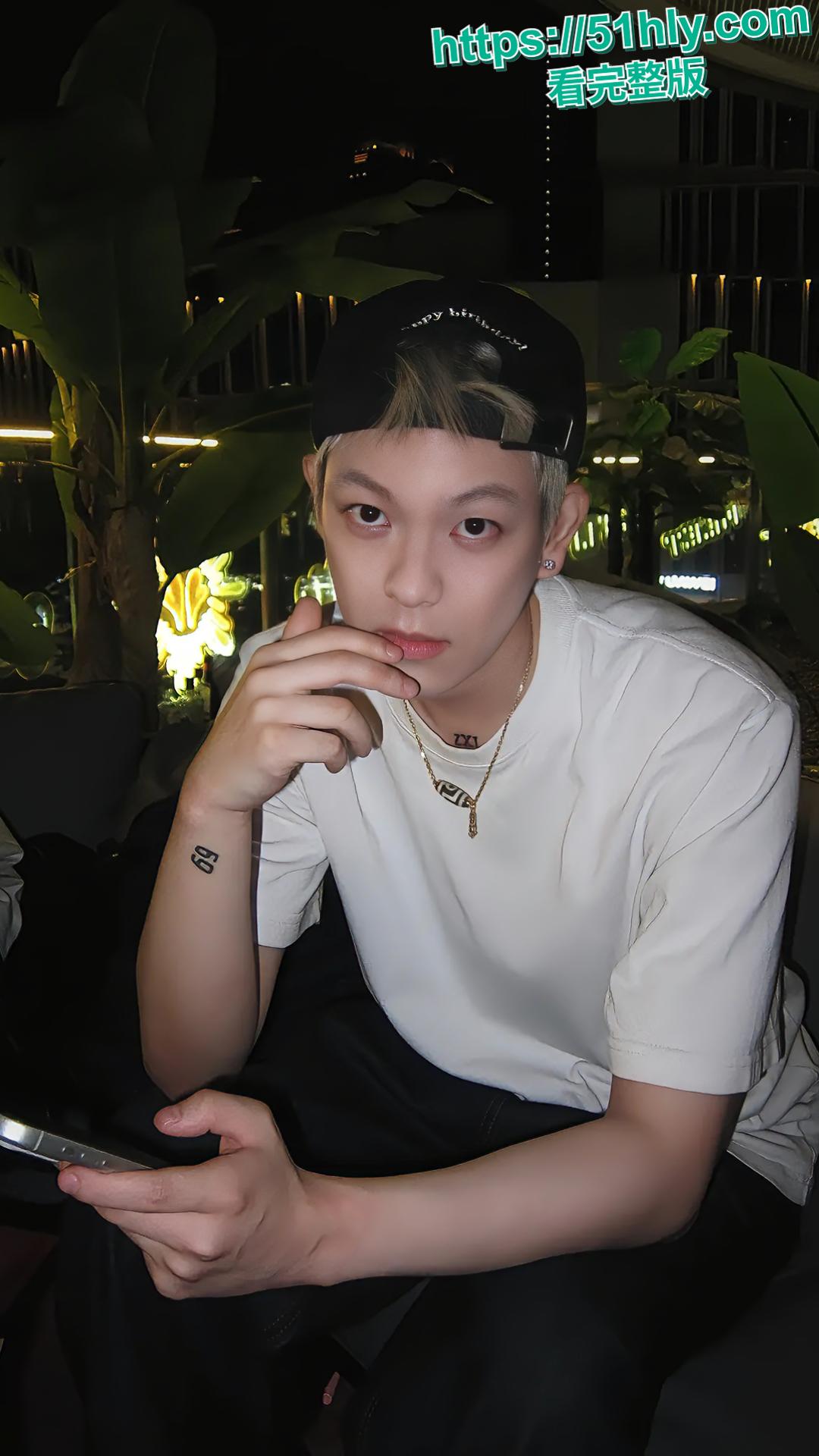 王思聪前女友 慎婕 分手大瓜 被前任树一怒斥出轨闺蜜前男友 其约炮嫖娼身染性病 不雅视频流出！  第6张