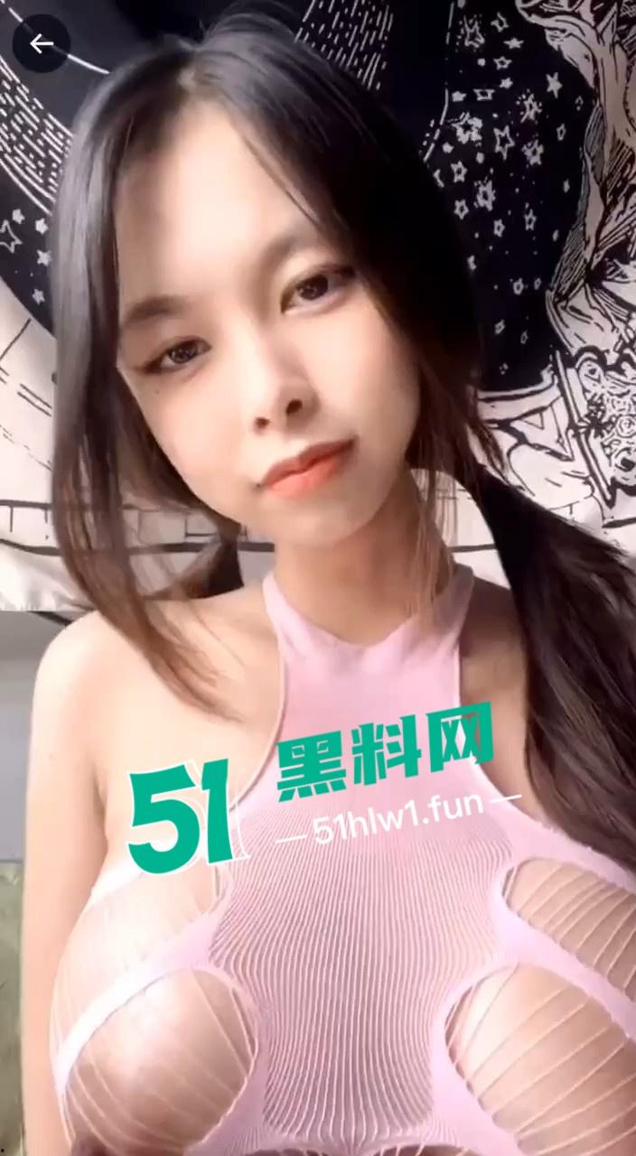 极品颜值女神【Aokialice OF】巨乳反差婊颜值甜美身材傲人，美乳硕大肌肤白嫩情趣自拍福利流出。  第2张