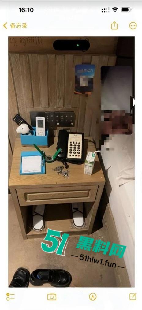 广东韶关纯爱战士应声倒地,网友相恋多年的台球助教女友出轨,怒爆完整事件证据和私密视频。 第5张 广东韶关纯爱战士应声倒地,网友相恋多年的台球助教女友出轨,怒爆完整事件证据和私密视频。 第5张