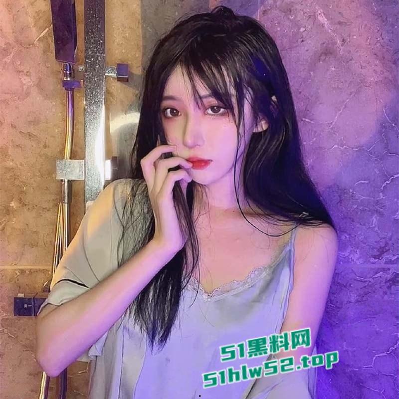 全网热搜,抖音千万网红【呆妹儿小霸王】首秀日塌房,前男友独家投稿爆料开房洗澡,三点全漏露脸实锤太TM炸裂了! 第6张 全网热搜,抖音千万网红【呆妹儿小霸王】首秀日塌房,前男友独家投稿爆料开房洗澡,三点全漏露脸实锤太TM炸裂了! 第6张