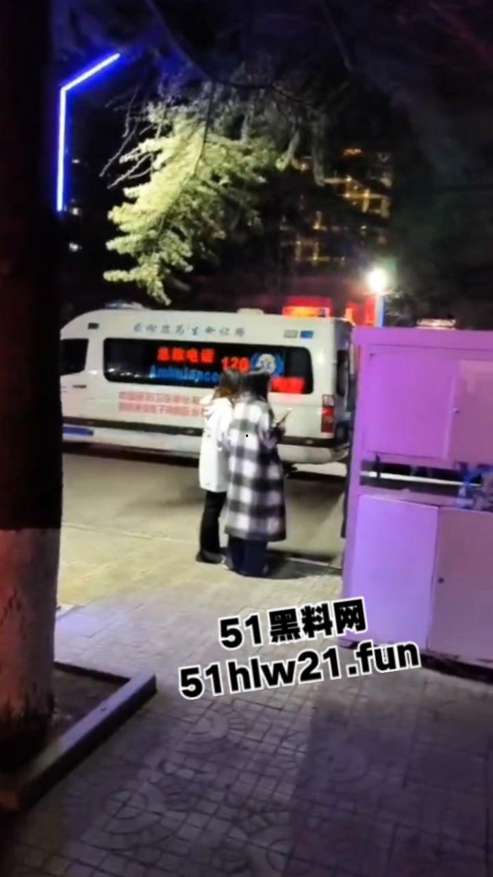 山西一高校女生厕所产子,涉事学校曝光内情,知情人透漏是教育系大一新生,毕业后找工作一定有优势。 第5张 山西一高校女生厕所产子,涉事学校曝光内情,知情人透漏是教育系大一新生,毕业后找工作一定有优势。 第5张