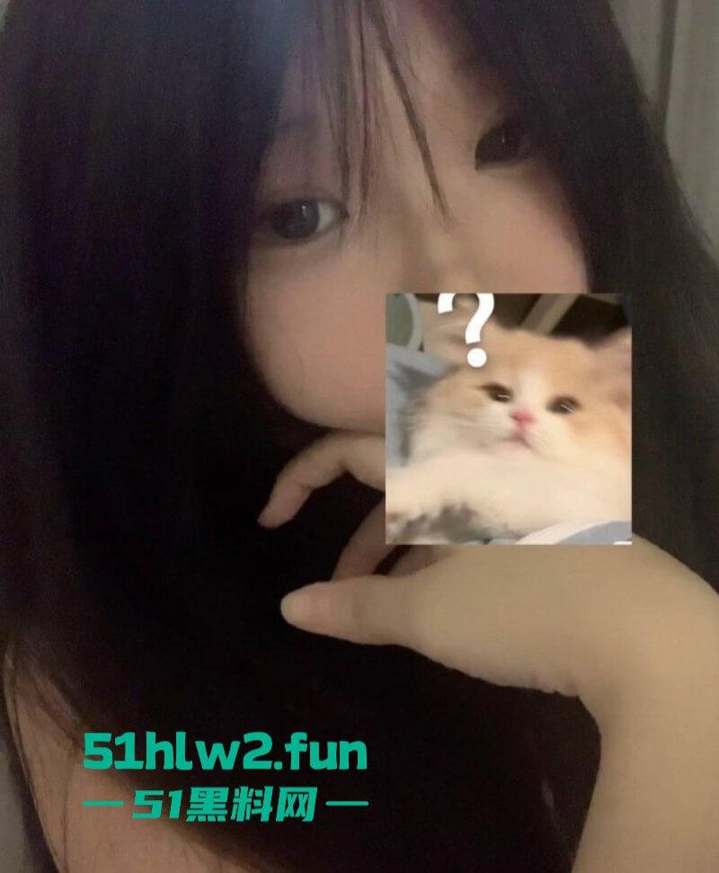 清纯高颜值反差嫩妹【奺奈美】最新视频流出，白虎馒头逼诱人至极假屌玉指抠穴玩到高潮颤抖。  第1张