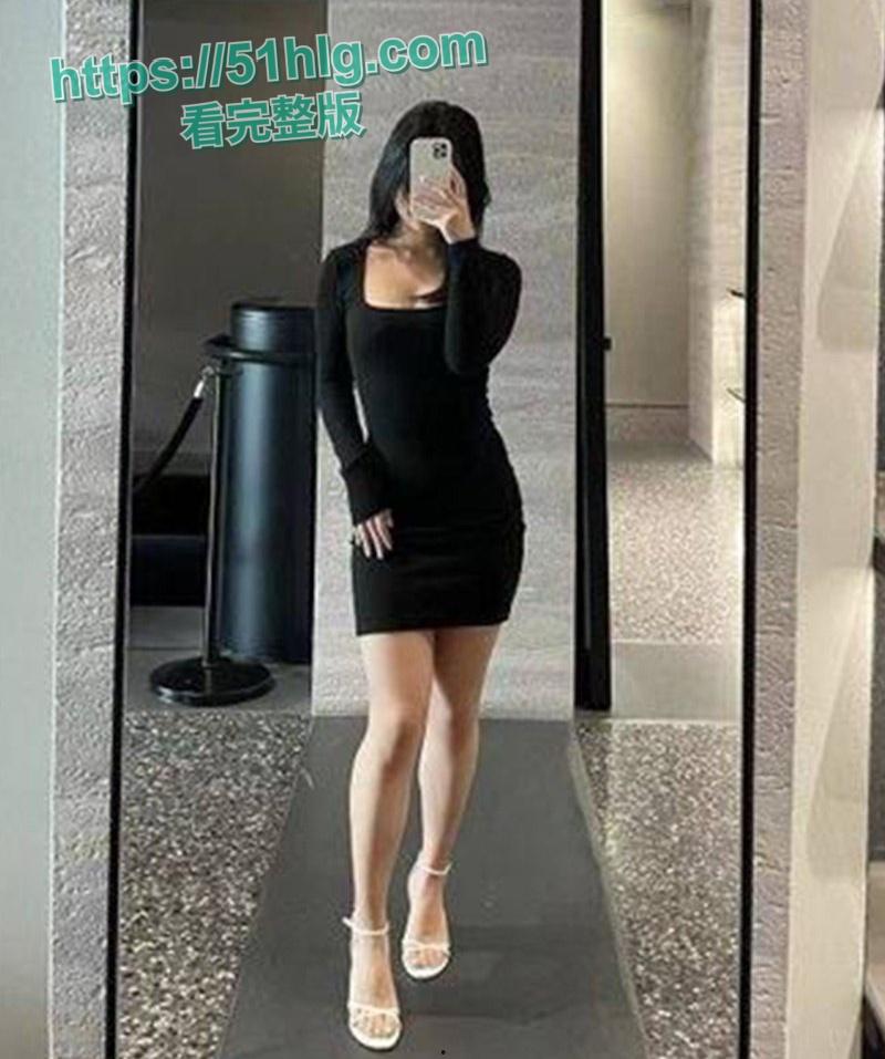 留学生【梁佳怡】的荒淫经历！留学期劈腿老外，沦为洋屌的母狗，回国继续被男友爆操,淫贱至极  第3张