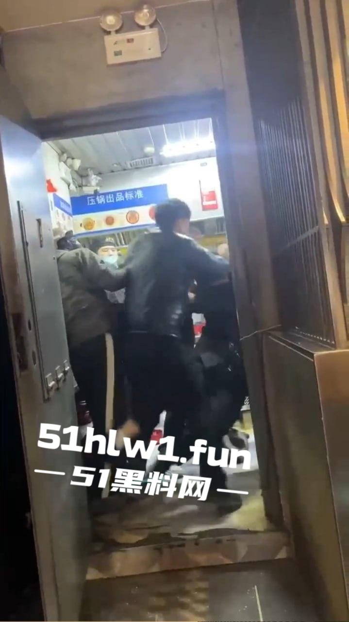 不顺心就干,能干绝不多逼逼,干就完事了快过年了,干完进去吃皇粮,管吃管住还不用操心年货! 第4张 不顺心就干,能干绝不多逼逼,干就完事了快过年了,干完进去吃皇粮,管吃管住还不用操心年货! 第4张