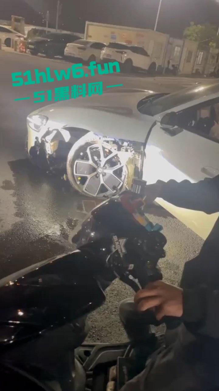 泉州小米SU7Ultra驾驶员用临时牌照,市区内狂飙150公里每小时躲闪不及将骑车人撞飞! 第8张 泉州小米SU7Ultra驾驶员用临时牌照,市区内狂飙150公里每小时躲闪不及将骑车人撞飞! 第8张