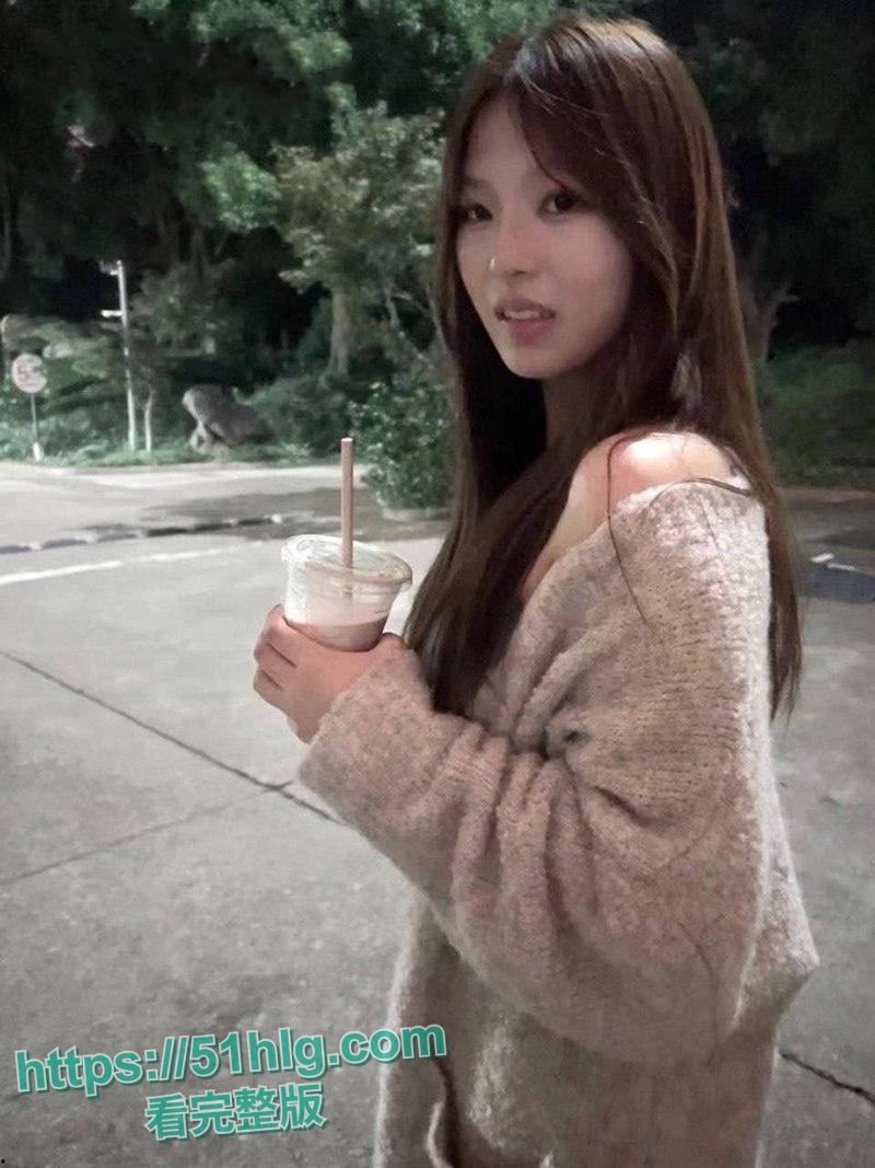 【山东】华侨中学清纯女【许真福】无私奉献小穴私拍图供学校内部学习 禽兽老师趁拍摄时爆操美穴私密视频流出 第1张 【山东】华侨中学清纯女【许真福】无私奉献小穴私拍图供学校内部学习 禽兽老师趁拍摄时爆操美穴私密视频流出 第1张