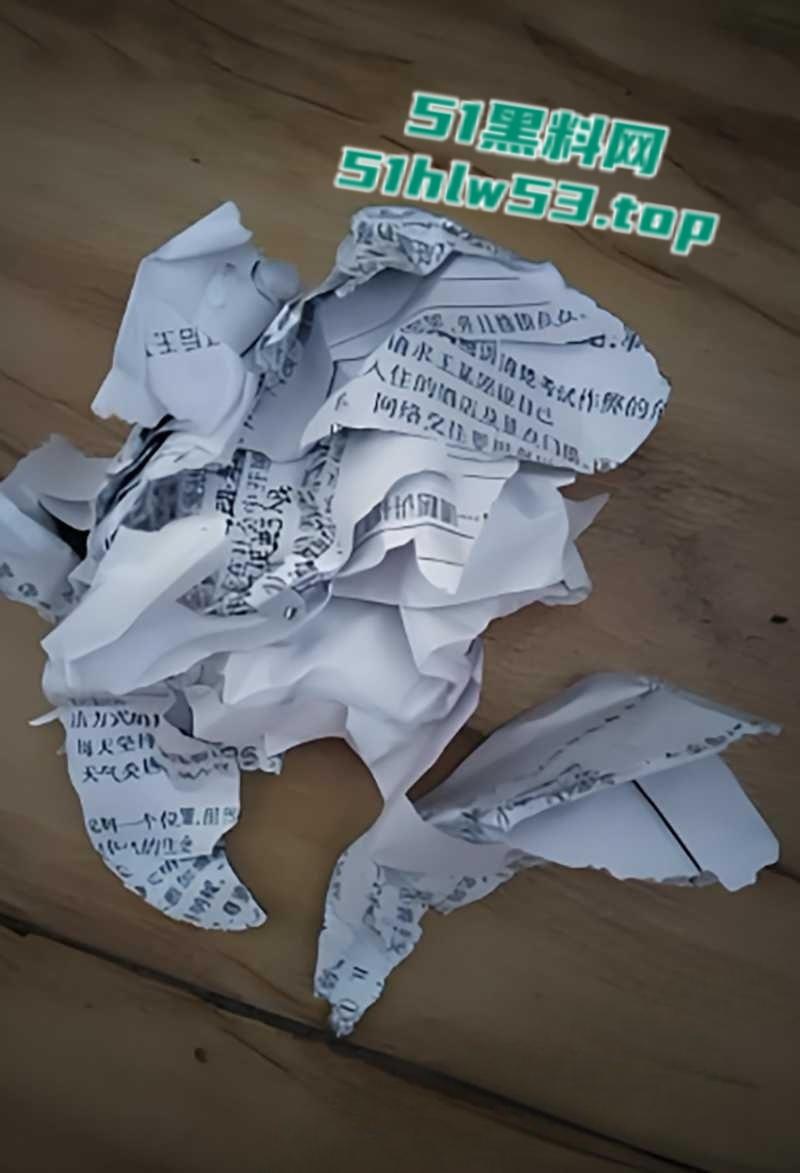 山东邹城一中高考考场,小伙因答不出题自暴自弃发狂撕毁多人试卷,监考老师都懵逼了!!! 第8张 山东邹城一中高考考场,小伙因答不出题自暴自弃发狂撕毁多人试卷,监考老师都懵逼了!!! 第8张