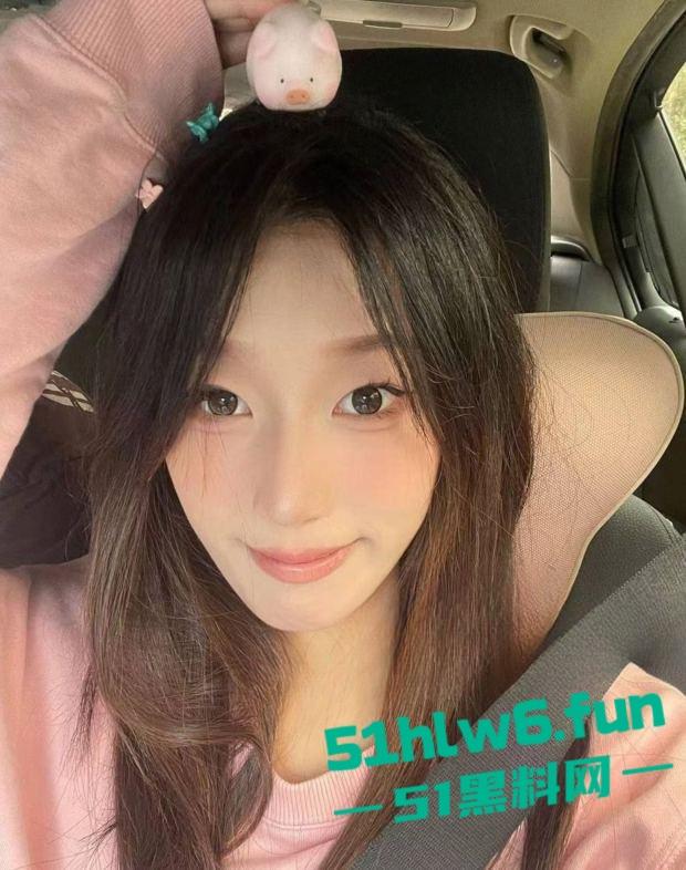 南昌银行信用卡专员【刘茜茜】与男友各自淫乐,互相暴露后被男友先告状曝光性爱视频。 第9张 南昌银行信用卡专员【刘茜茜】与男友各自淫乐,互相暴露后被男友先告状曝光性爱视频。 第9张