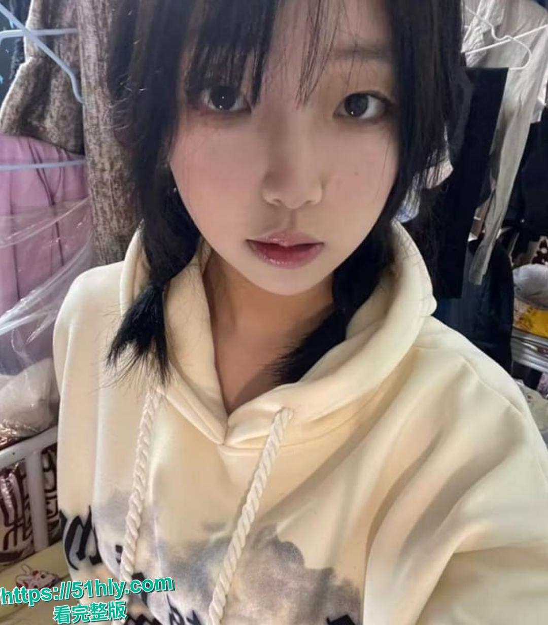 湖北眼镜大学生陈敏华被社会男友曝光私密视频 清纯学霸大学生被完美开发性欲 每天废寝忘食的口交啪啪 第5张 湖北眼镜大学生陈敏华被社会男友曝光私密视频 清纯学霸大学生被完美开发性欲 每天废寝忘食的口交啪啪 第5张