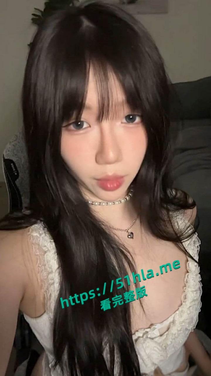 OF高颜值反差学生【aryminh】自拍合集流出,小巧嫩乳挺翘诱人,露脸跪地口交技巧娴熟到炸! 第1张 OF高颜值反差学生【aryminh】自拍合集流出,小巧嫩乳挺翘诱人,露脸跪地口交技巧娴熟到炸! 第1张