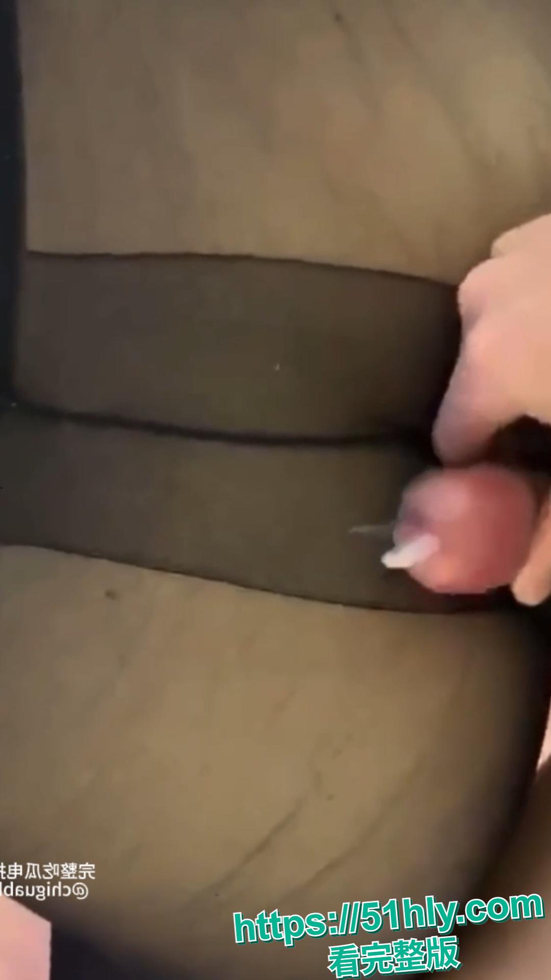 华北理工嫩妹 高圆圆 私生活混乱 欠债不还被债主曝光自慰做爱视频 画面淫靡至极! 第13张 华北理工嫩妹 高圆圆 私生活混乱 欠债不还被债主曝光自慰做爱视频 画面淫靡至极! 第13张