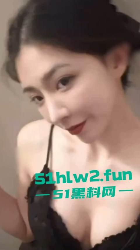 全网疯传的情感导师【Jacker大叔】竟然沦落到找小卡片约,未带小雨伞却遇到了生化母体的毒女被扒。 第14张 全网疯传的情感导师【Jacker大叔】竟然沦落到找小卡片约,未带小雨伞却遇到了生化母体的毒女被扒。 第14张