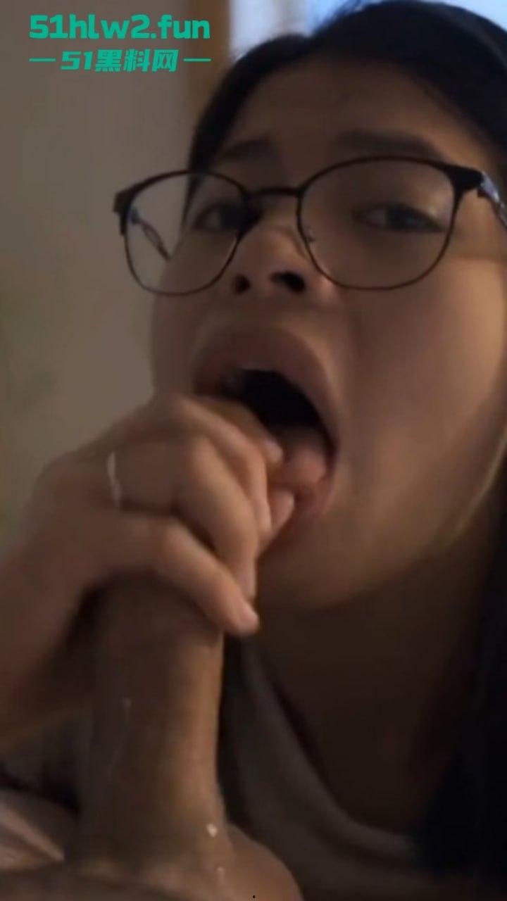 最全眼镜妹口交做爱合集整理!眼镜妹的极限反差展示正经人妻的发骚做狗全过程诱惑至极。 第6张 最全眼镜妹口交做爱合集整理!眼镜妹的极限反差展示正经人妻的发骚做狗全过程诱惑至极。 第6张