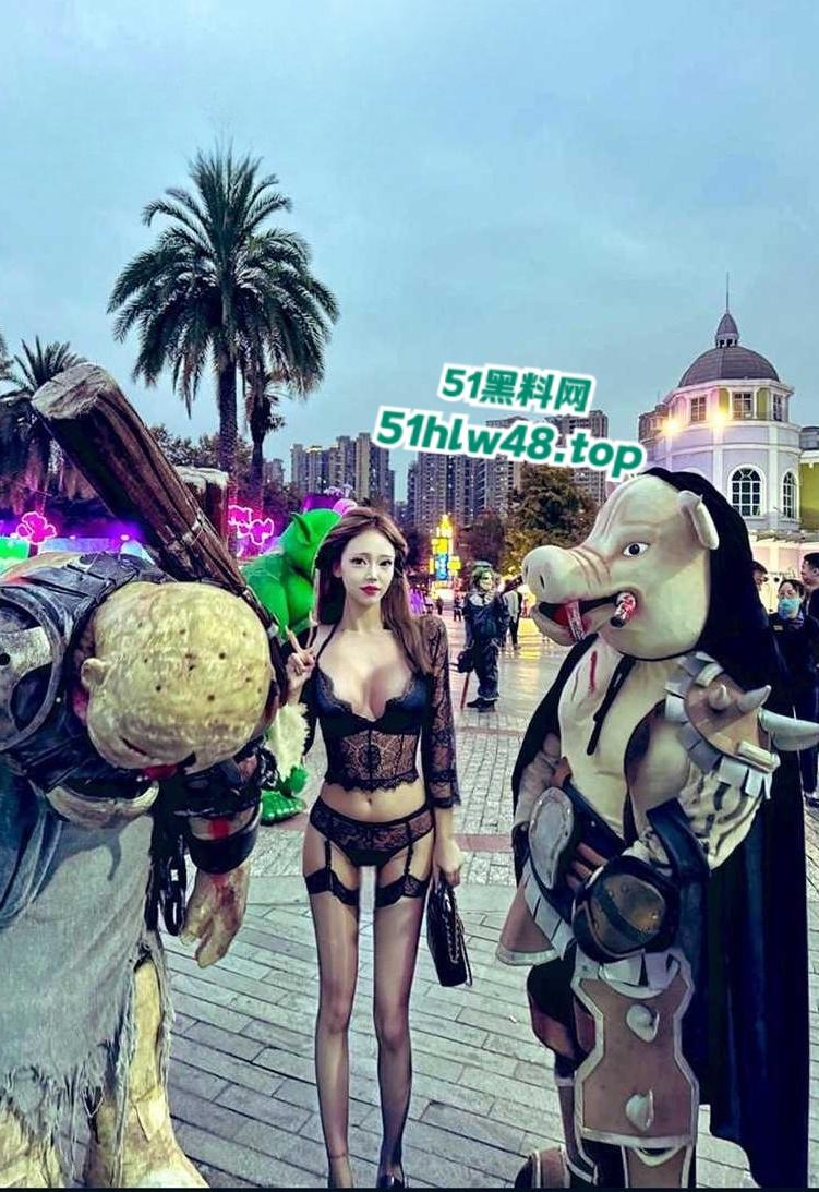 北京三里屯集美骚鸡,抖音快手女神【杨得意】和黑人约会被曝光证实,承认当外围女视频内操的淫叫连连。 第2张 北京三里屯集美骚鸡,抖音快手女神【杨得意】和黑人约会被曝光证实,承认当外围女视频内操的淫叫连连。 第2张