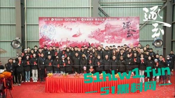 横店【玺尚酒店】逐玉剧组大瓜!三名武行轮奸一名女化妆师本来是4P淫乱闹大了变轮奸。 第25张 横店【玺尚酒店】逐玉剧组大瓜!三名武行轮奸一名女化妆师本来是4P淫乱闹大了变轮奸。 第25张