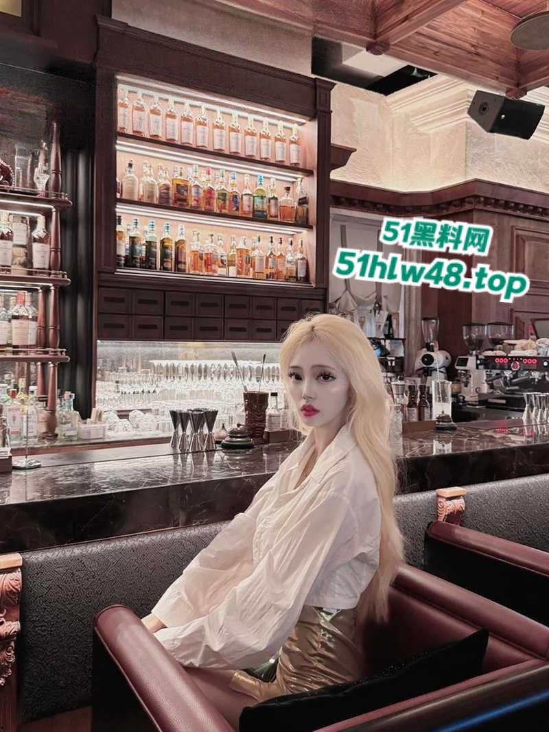 北京三里屯集美骚鸡,抖音快手女神【杨得意】和黑人约会被曝光证实,承认当外围女视频内操的淫叫连连。 第6张 北京三里屯集美骚鸡,抖音快手女神【杨得意】和黑人约会被曝光证实,承认当外围女视频内操的淫叫连连。 第6张