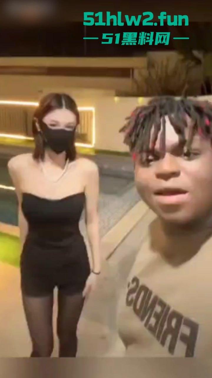 战狼2爆火的卖黄碟【小黑】竟转行干网黄了,网络带货卖伟哥约女神做爱亲自证实伟哥效果! 第7张 战狼2爆火的卖黄碟【小黑】竟转行干网黄了,网络带货卖伟哥约女神做爱亲自证实伟哥效果! 第7张