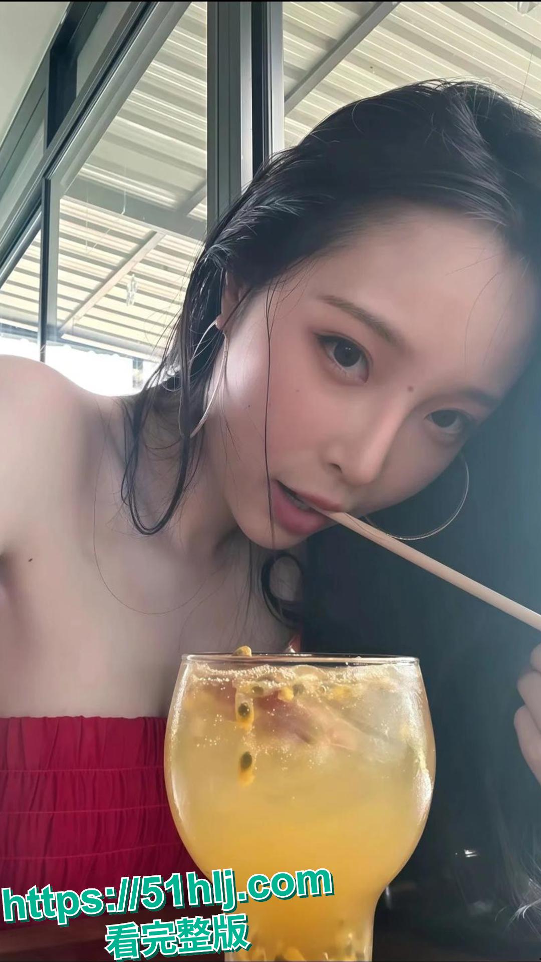 电影《正义回廊》妃妃饰演者 孙禾颐 下海付费视频,脸逼同框道具自慰 表情诱惑娇喘诱人 淫骚姿态难以抵挡! 第2张 电影《正义回廊》妃妃饰演者 孙禾颐 下海付费视频,脸逼同框道具自慰 表情诱惑娇喘诱人 淫骚姿态难以抵挡! 第2张