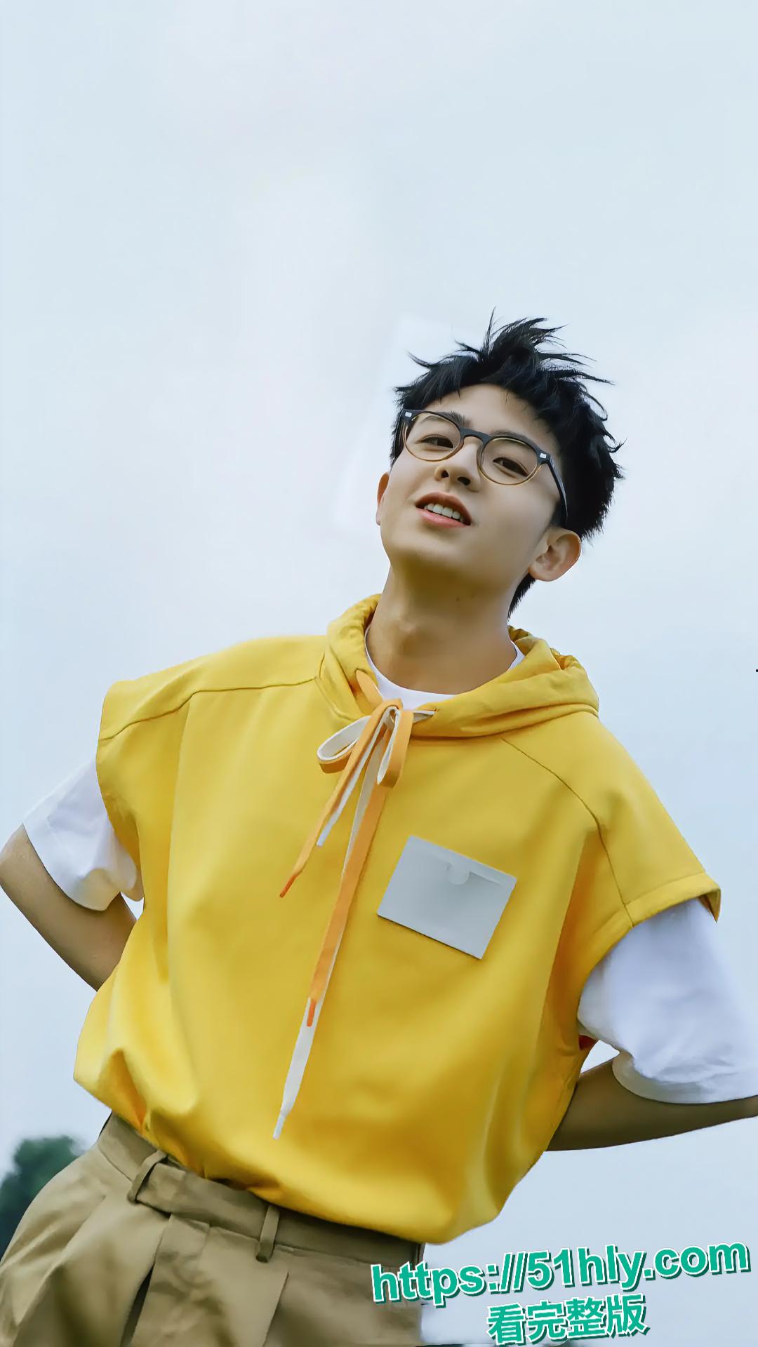 抖音百万粉丝型男歌手焦迈奇密室被约束训练,网传是gay如今被实锤无疑! 第5张 抖音百万粉丝型男歌手焦迈奇密室被约束训练,网传是gay如今被实锤无疑! 第5张