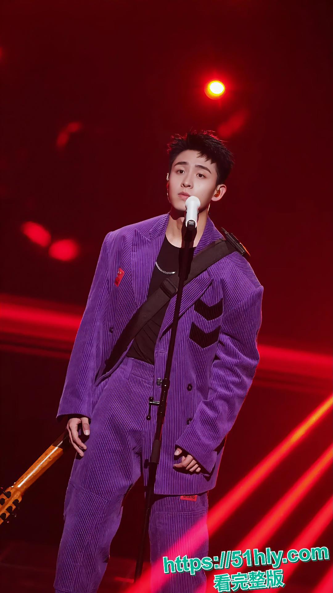 抖音百万粉丝型男歌手焦迈奇密室被约束训练,网传是gay如今被实锤无疑! 第6张 抖音百万粉丝型男歌手焦迈奇密室被约束训练,网传是gay如今被实锤无疑! 第6张