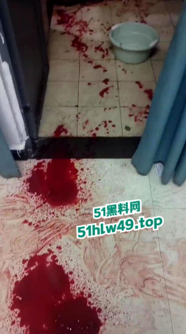 辽宁锦州铁道学院,恶魔男生半夜锁门血流宿舍连杀三个,场面血腥又吓人内部消息已被封锁。 第10张 辽宁锦州铁道学院,恶魔男生半夜锁门血流宿舍连杀三个,场面血腥又吓人内部消息已被封锁。 第10张