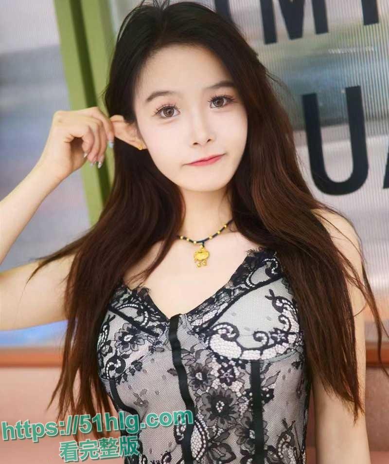 【湖南】18岁高颜值嫩妹【徐七七】被金主包养视频流出 人瘦奶大 粉红嫩穴 主动骑乘金主大屌 无套内射 激情四射  第4张