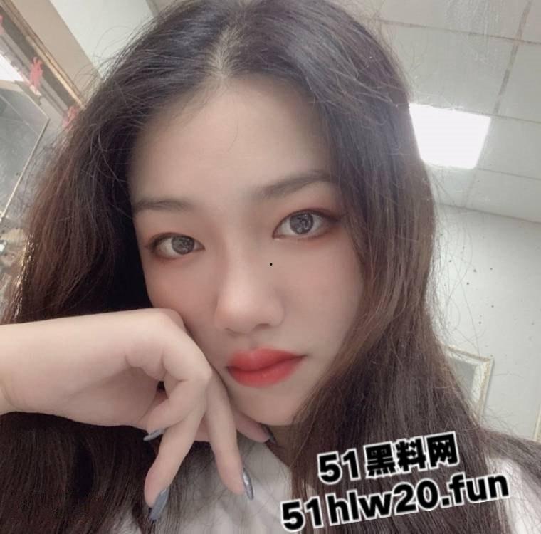 吉林大学清纯学妹【沈子欣】与富二代做爱自拍,女神狂吸大屌被各种体位轮番操弄抽插。 第2张 吉林大学清纯学妹【沈子欣】与富二代做爱自拍,女神狂吸大屌被各种体位轮番操弄抽插。 第2张