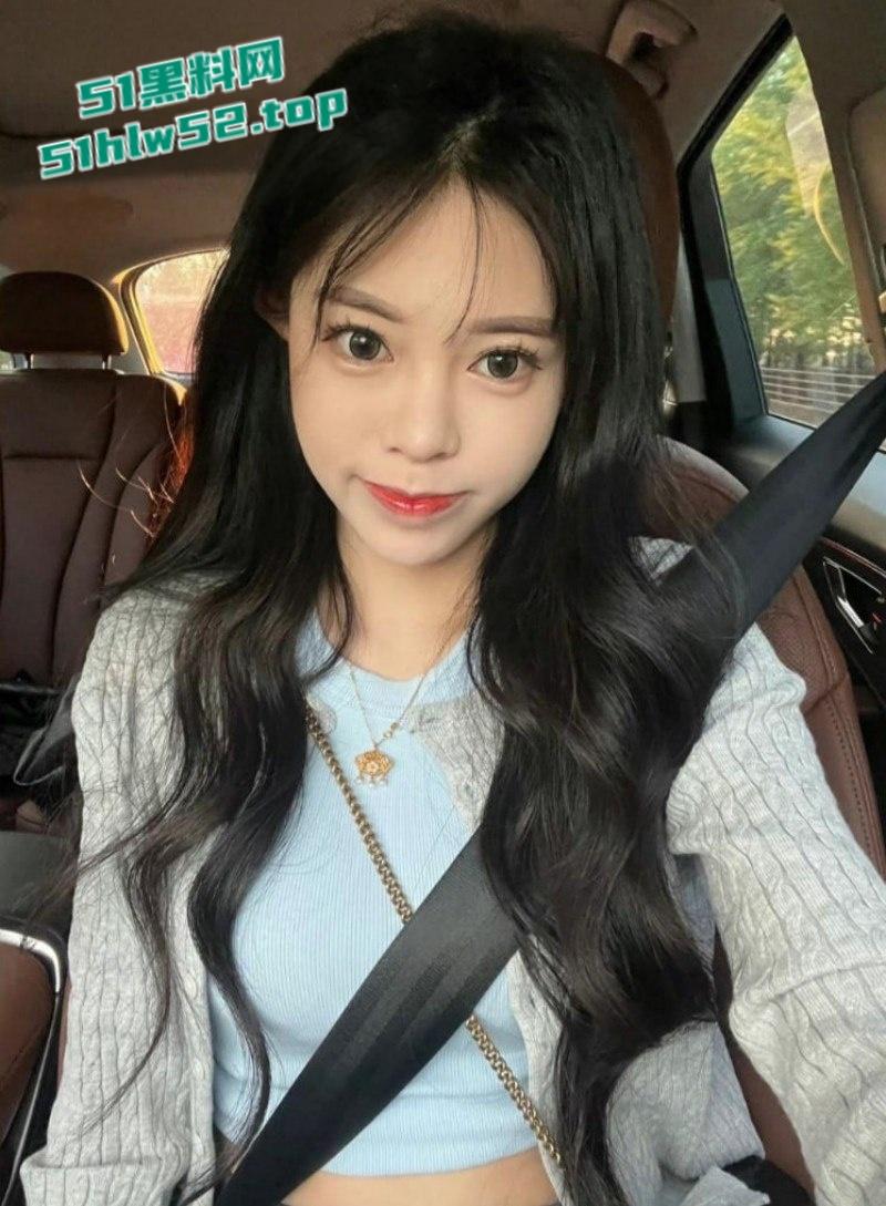 黑龙江哈尔滨口腔护士【孙梦涵】下海卖逼不惜花20万整容，摇身一变成凤凰后疯狂捞金敛财！  第1张