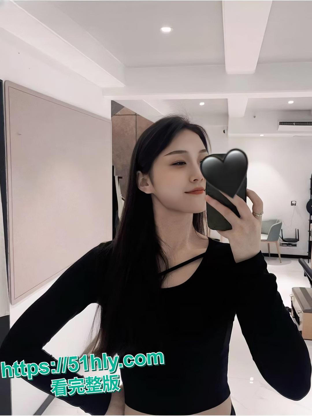 西安瑜伽老师刘珍曼性爱视频流出！黑丝开档翘臀被后入狂干，蜜桃屁股夹鸡巴榨到腿软喷水  第2张