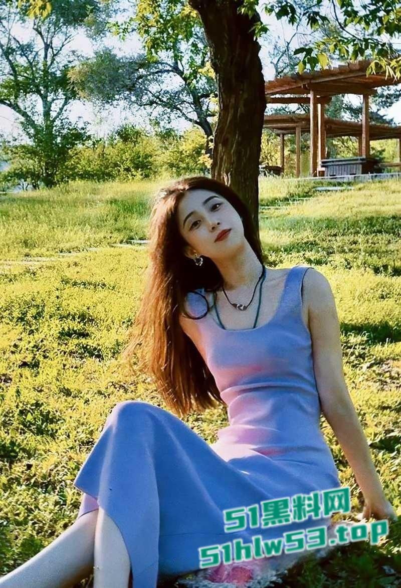 杭州气质人妻【施芮雯】约炮视频被曝，超美的小少妇在床上竟如此淫骚，各种露脸无套挨操！  第5张