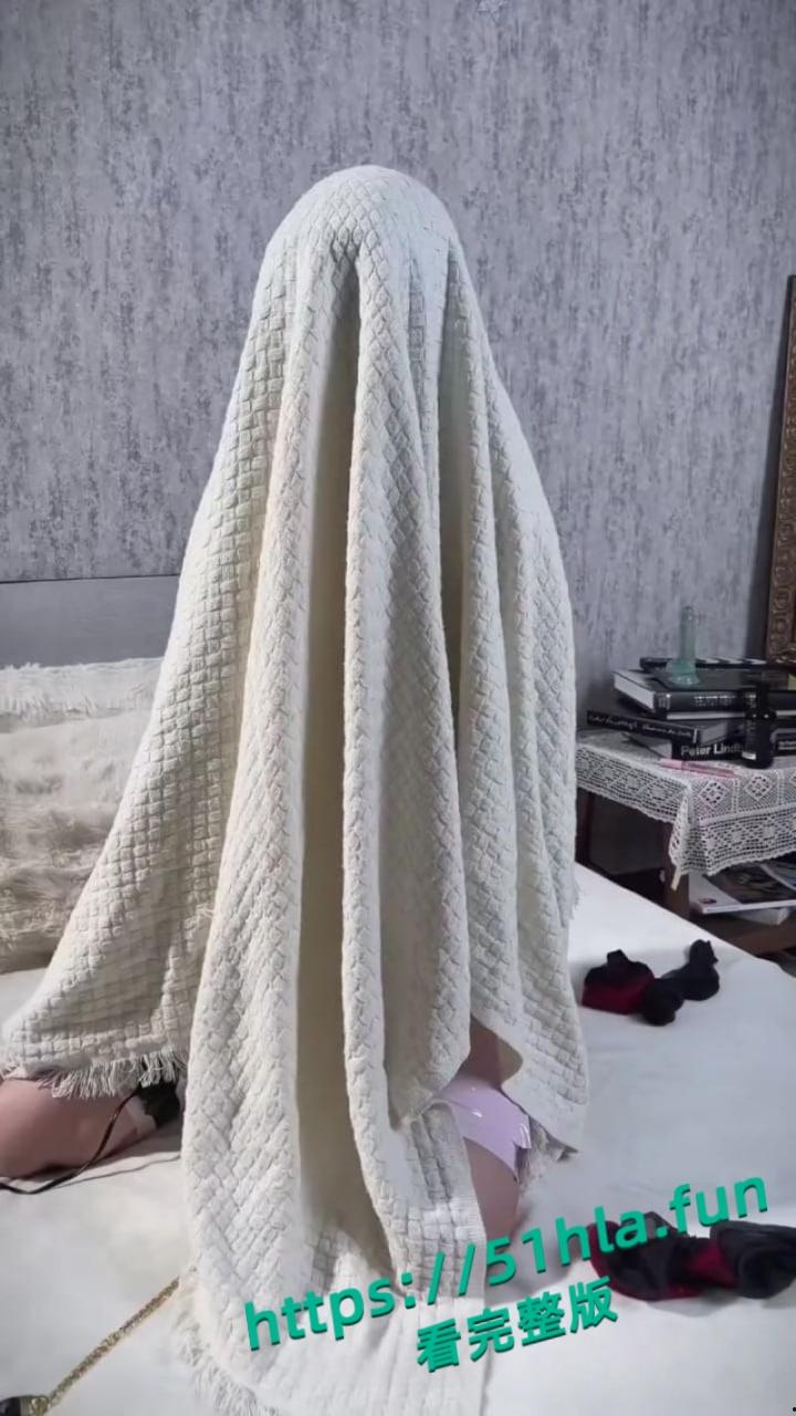 极品美少女【敏绮】酒店露脸调教视频流出,双手被缚嫩乳立挺,白虎小穴被震动棒玩弄到淫水狂喷! 第3张 极品美少女【敏绮】酒店露脸调教视频流出,双手被缚嫩乳立挺,白虎小穴被震动棒玩弄到淫水狂喷! 第3张