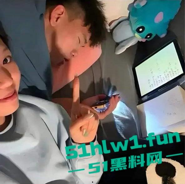 广西籍CBA球员【张兴亮】被禁赛，把女友装行李箱带进宿舍通宵学习，真是爱学习的好孩子。  第11张