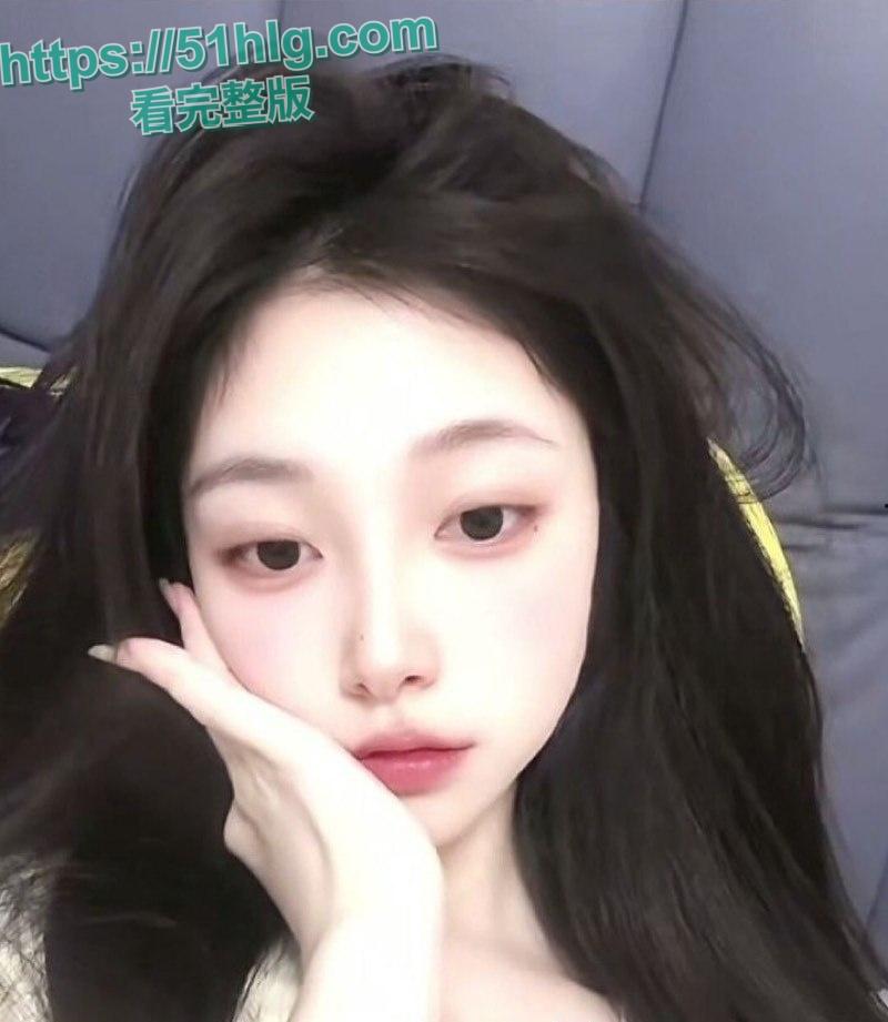 【长沙】医科大学大四学姐【徐雯雯】与男友分手被曝!极品身材人间尤物,嘴叼内裤淫骚自慰,娇喘呻吟无比诱人 第4张 【长沙】医科大学大四学姐【徐雯雯】与男友分手被曝!极品身材人间尤物,嘴叼内裤淫骚自慰,娇喘呻吟无比诱人 第4张