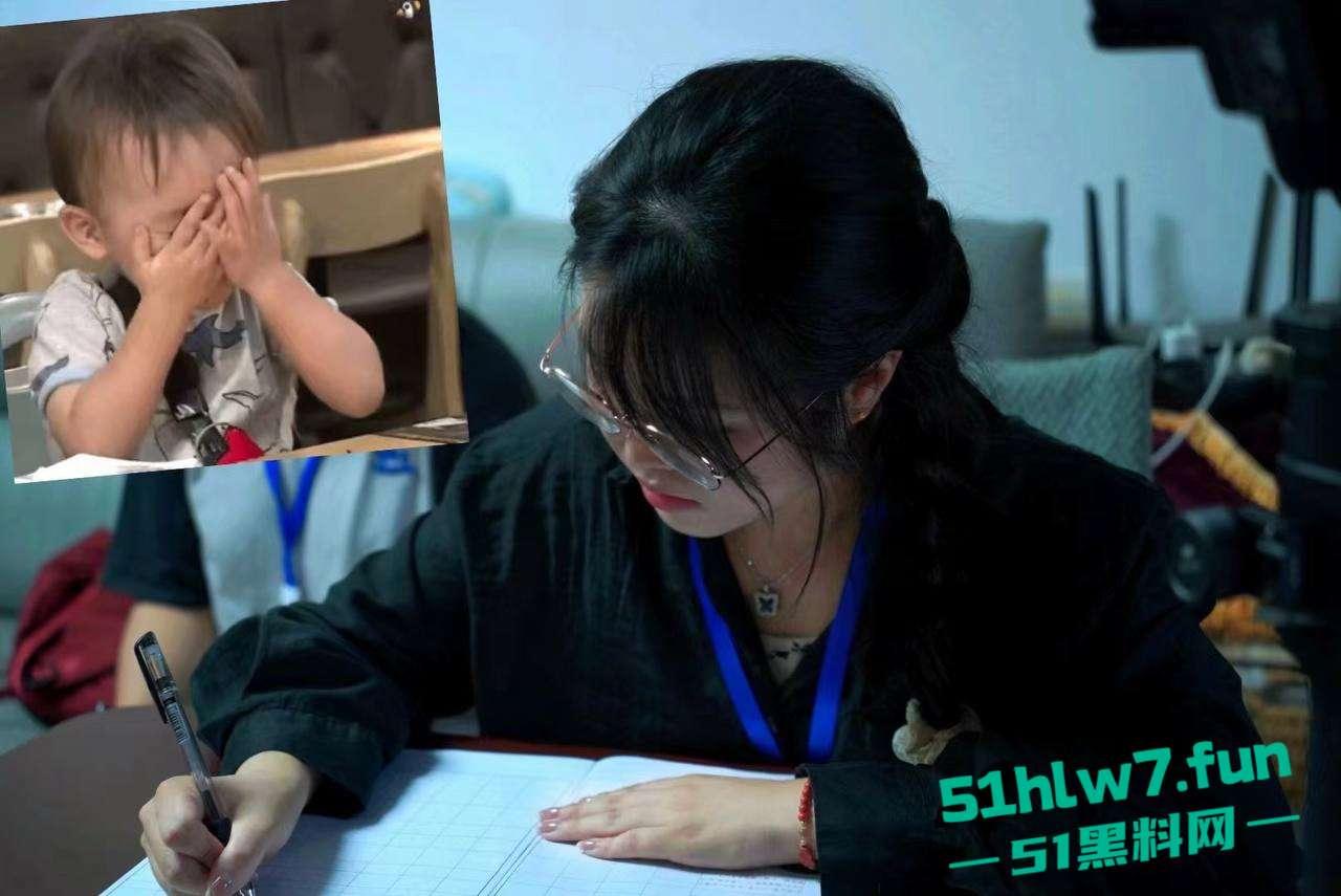 中国社会科学院研究生【杜若凝】裸聊约炮,男友怒爆骚货性瘾视频,饥渴身体含屌求操! 第8张 中国社会科学院研究生【杜若凝】裸聊约炮,男友怒爆骚货性瘾视频,饥渴身体含屌求操! 第8张