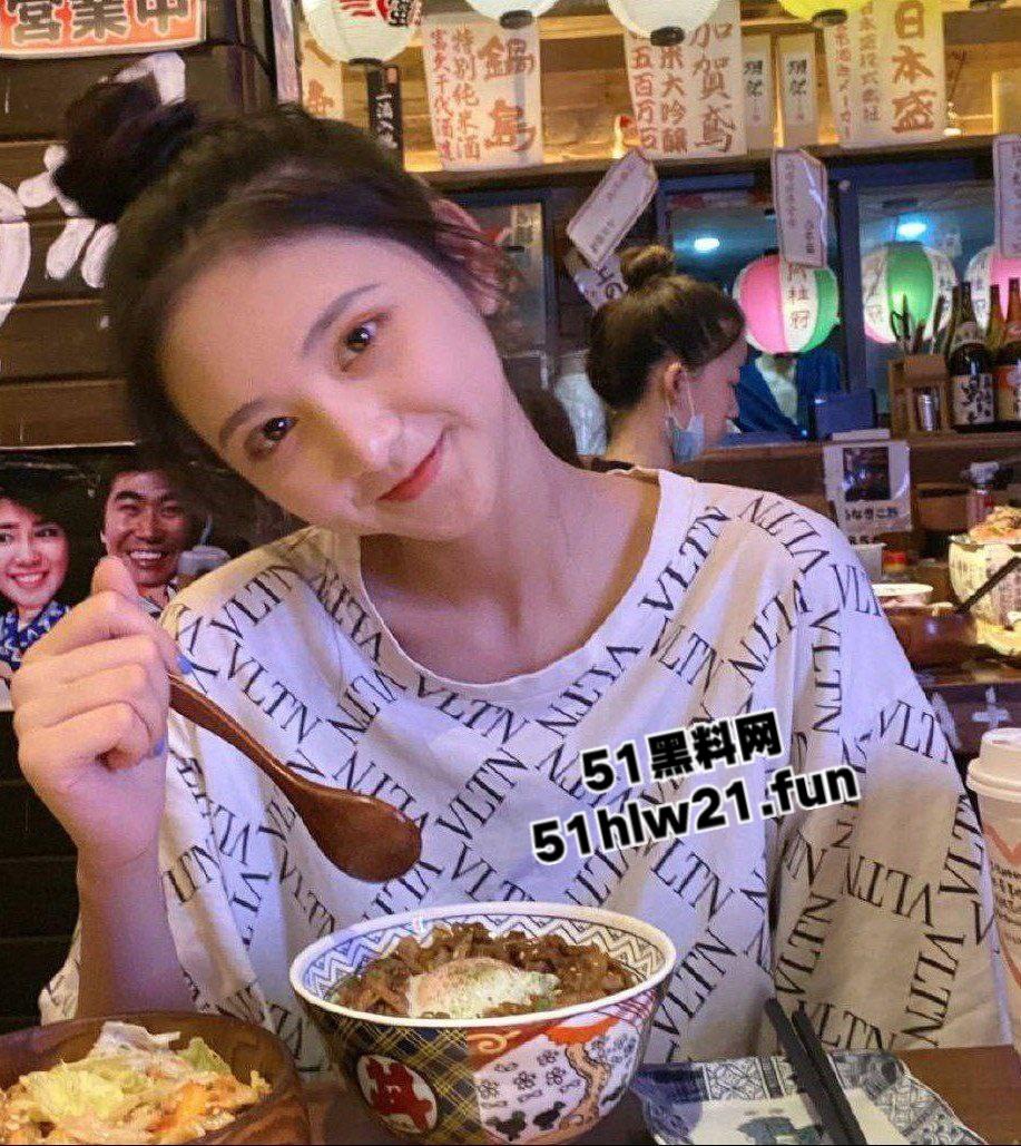 E奶骚货反差婊【郭珊】丰满身材性感骚母狗，玩露出被男友各种爆操，淫叫不断超下贱。  第10张