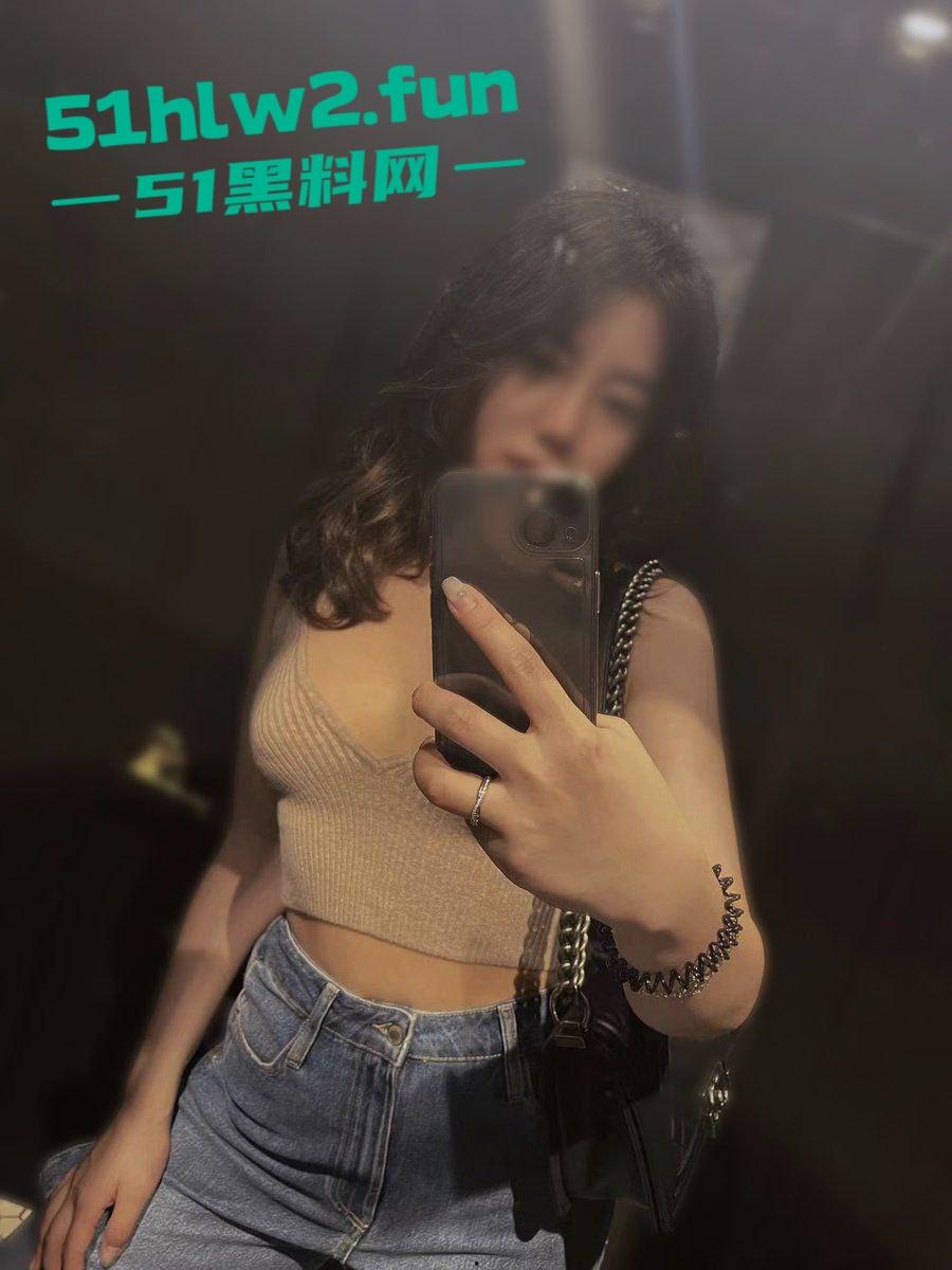 爱情有没有所谓的忠诚,只能看母狗是否经得住诱惑,完美调教的前妻出轨被老公怒曝母狗的调教历程。 第16张 爱情有没有所谓的忠诚,只能看母狗是否经得住诱惑,完美调教的前妻出轨被老公怒曝母狗的调教历程。 第16张