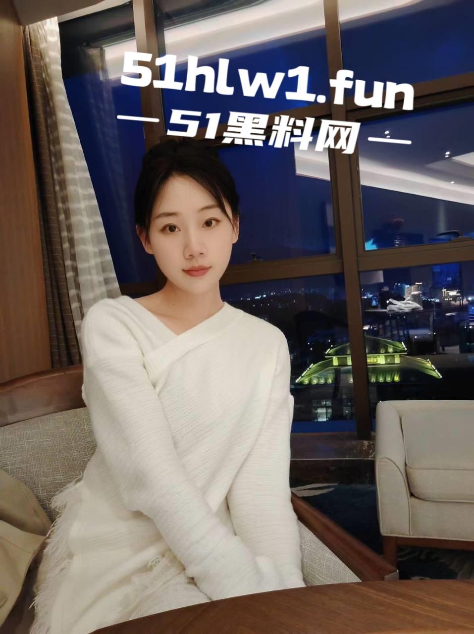 山东师范学院陈雪莹,刚上大一的极品学生妹,颜值高模特身材,修长美腿超诱人,被金主酒店调教激情爆操! 第6张 山东师范学院陈雪莹,刚上大一的极品学生妹,颜值高模特身材,修长美腿超诱人,被金主酒店调教激情爆操! 第6张