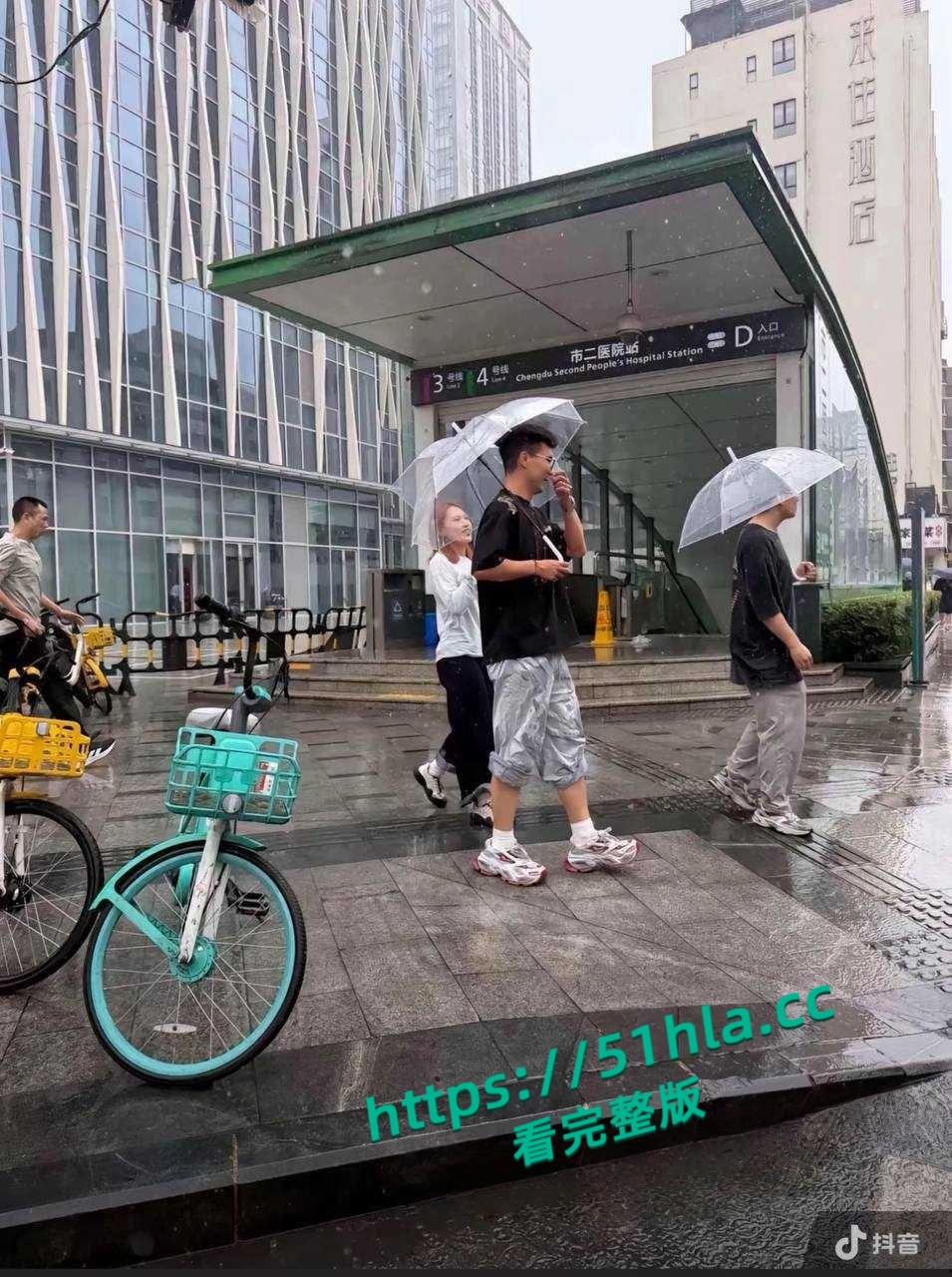 抖音网红黑马情侣,女主人设崩塌樱子被曝劈腿摄影师,男友自曝女友出轨的整个过程! 第15张 抖音网红黑马情侣,女主人设崩塌樱子被曝劈腿摄影师,男友自曝女友出轨的整个过程! 第15张