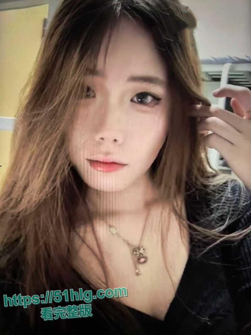 清纯校花的沦陷!鞍山高颜值美女【刘雅慧】落入富二代陷阱,沦为金钱玩物 第2张 清纯校花的沦陷!鞍山高颜值美女【刘雅慧】落入富二代陷阱,沦为金钱玩物 第2张