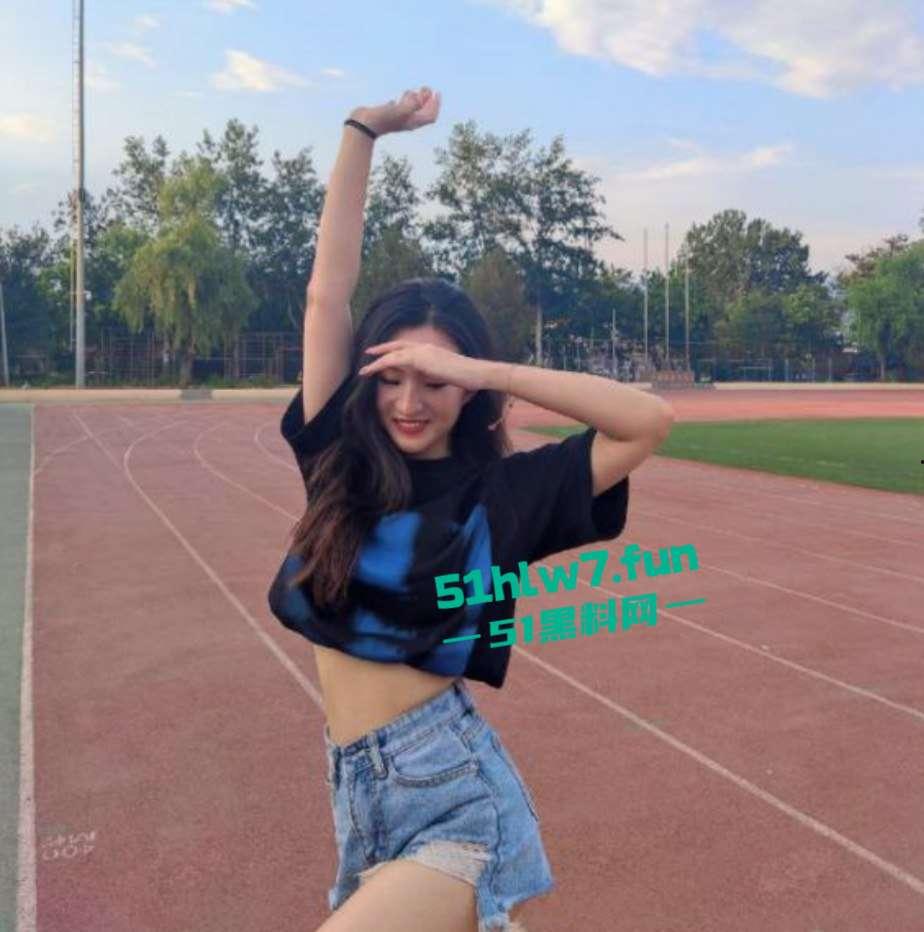 炸裂!大成佛山律所秘书【黄晓蕾】色诱主任上位,引发合伙人不满办公室大打出手。 第6张 炸裂!大成佛山律所秘书【黄晓蕾】色诱主任上位,引发合伙人不满办公室大打出手。 第6张