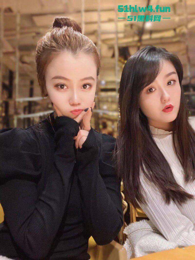 西安淫荡姐妹花与男友啪啪视频曝光,淫荡吃鸡开裆求射,骚穴外漏等人干的内心骚气外漏。 第5张 西安淫荡姐妹花与男友啪啪视频曝光,淫荡吃鸡开裆求射,骚穴外漏等人干的内心骚气外漏。 第5张