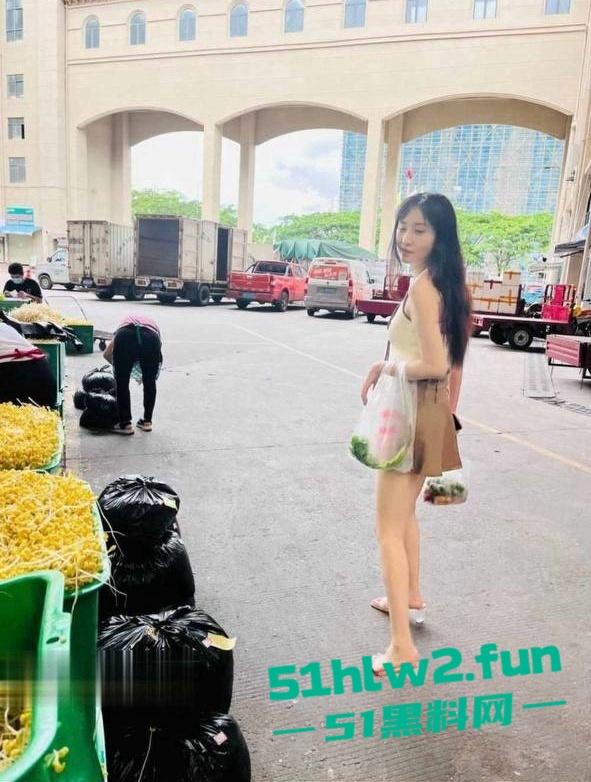 广东美女彩票店主和男友啪啪视频,平常守店孤独寂寞欲望无法发泄和男友做爱骚到不行。 第6张 广东美女彩票店主和男友啪啪视频,平常守店孤独寂寞欲望无法发泄和男友做爱骚到不行。 第6张