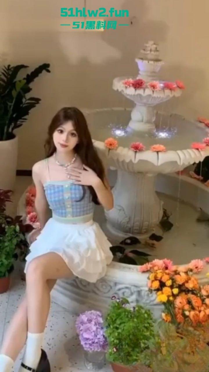 北京抖音极品网红【韩卓琳】背着男友兼职做外围,黑森林嫩穴更是肥的诱人被发现后果断曝光! 第5张 北京抖音极品网红【韩卓琳】背着男友兼职做外围,黑森林嫩穴更是肥的诱人被发现后果断曝光! 第5张