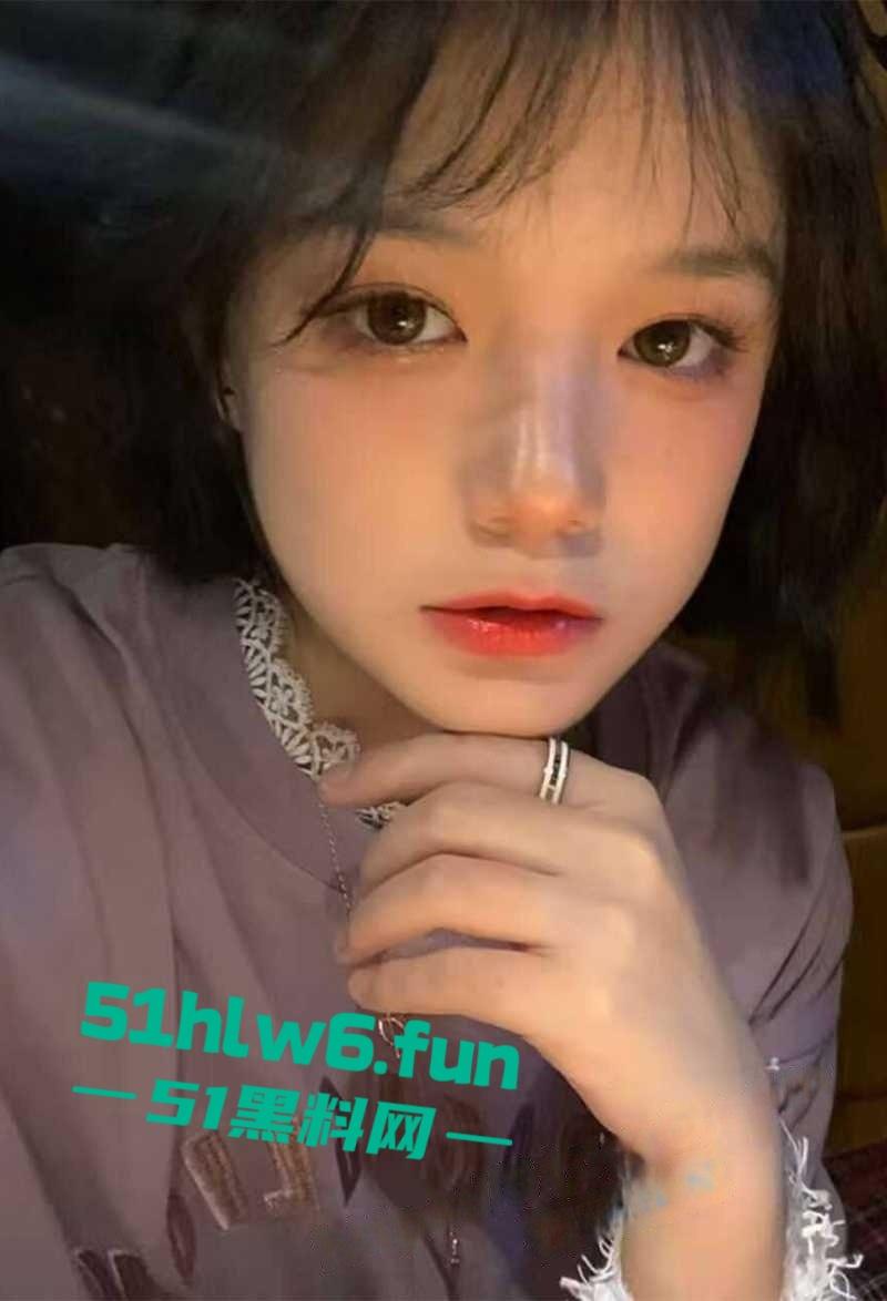 沈阳城市学院女神【张雨婷】露脸调教视频流出,口交吞精趴地当狗反差巨大! 第1张 沈阳城市学院女神【张雨婷】露脸调教视频流出,口交吞精趴地当狗反差巨大! 第1张